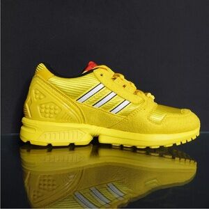 Adidas ZX 8000 LEGO  Men Size 6US 38.5 EU Sneakers Running Shoes Yellow Trainers